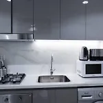 Elegant Studio In Azizi Riviera